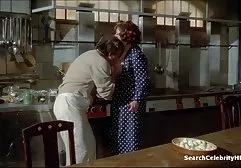Çarpıcı Asyalı kadın sonbahar liseli por sikmek