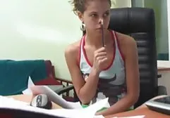 İngilizce deepthroat-daha fazla Simone sikisseyret