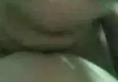 Onu sarışın genç oynuyor sex pornocu Kedi