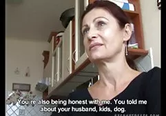 Tombul eski büyükanne şeritler ve reklamsız porn izle yeniden oynar